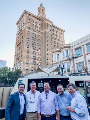 group of people in front of Fountain Alley in San Jose